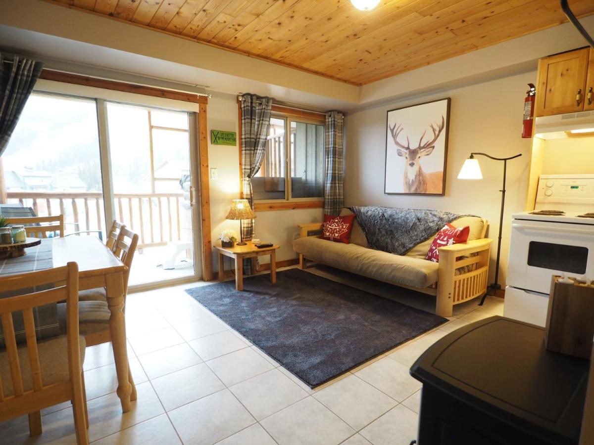 Rustic Cedar Retreat Condo Penticton Dış mekan fotoğraf